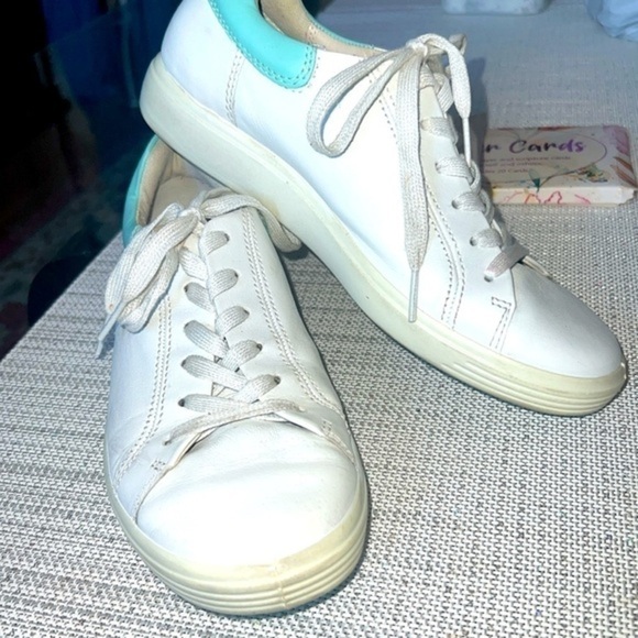 Ecco sneakers, Soft leather 7 Sneaker Size EUR39 white& Tiffany green - Picture 2 of 10